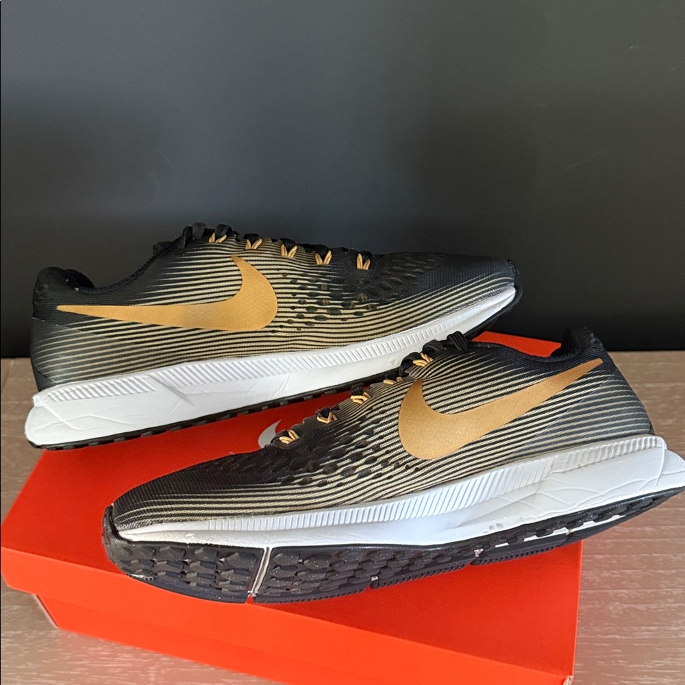 Nike Air Zoom Pegasus 34 Black Gold Sneakers Women - Size 8.5 - Picture 7 of 11
